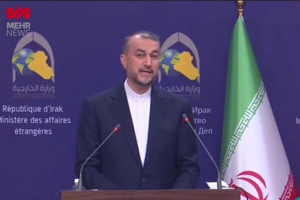 وزیر خارجه ایران در بغداد: آمریکایی ها همچنان مواضع متناقضی دارند