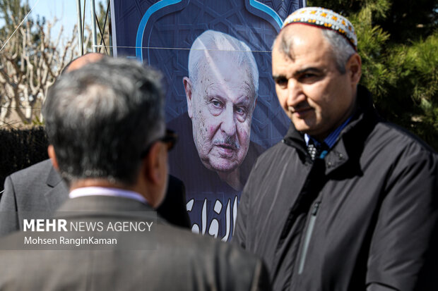 Funeral for former Palestinian envoy in Tehran