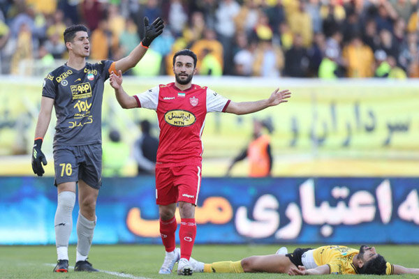 محرومیت دو بازیکن سپاهان پس از بازی با پرسپولیس / دانشگر تبرئه شد