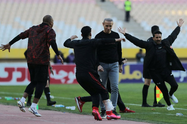 هیچ چیز تمام نشده / فقط به پرسپولیس فکر میکنم / دنبال جام دوم هستیم