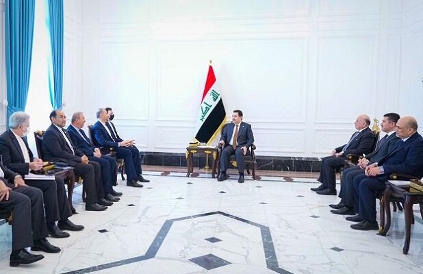 أمير عبداللهيان يبحث مع رئيس الوزراء العراقي القضايا الثنائية والإقليمية