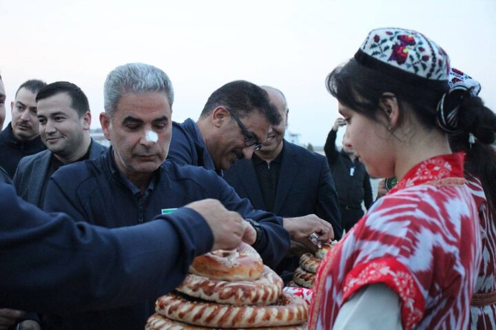 استقبال جالب ازبکها از تیم فوتبال جوانان ایران