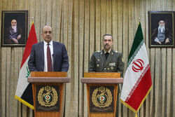 İran Savunma Bakanı, Iraklı mevkidaşı ile görüştü