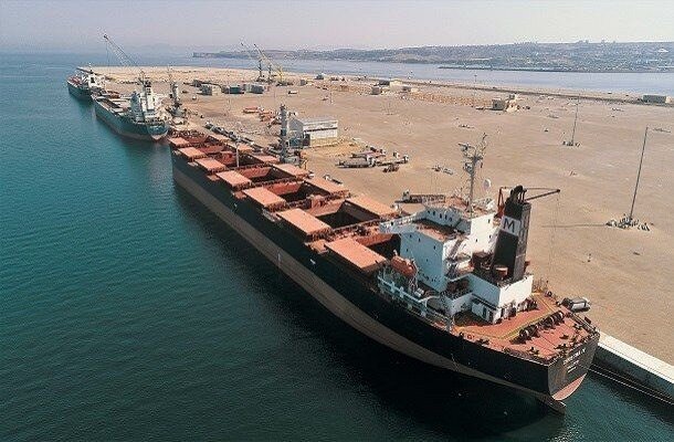پهلوگیری اولین کشتی پهن پیکر با ظرفیت ۱۲۰ هزار تن در بندر چابهار