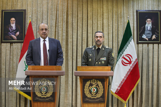 İran Savunma Bakanı, Iraklı mevkidaşı ile görüştü