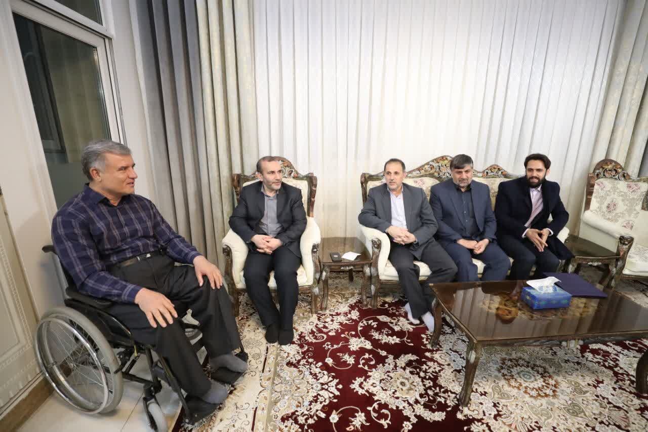 استاندار کرمانشاه با جانبازان دفاع مقدس دیدار و گفتگو کرد
