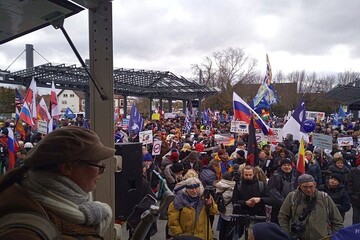 تظاهرات اعتراضی در «رامشتاین» آلمان در مخالفت با ارسال سلاح به اوکراین+ تصویر و فیلم