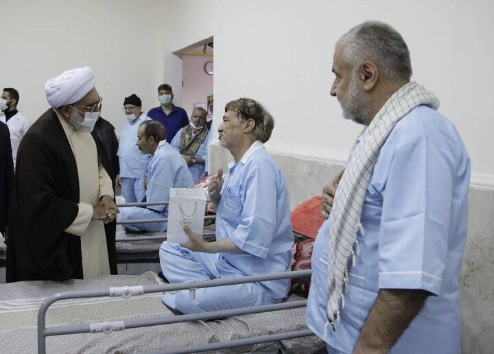 جانبازان به گردن ملت ایران حق دارند