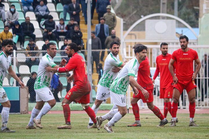 سه حکم کمیته تعیین وضعیت علیه باشگاه خیبر خرم آباد