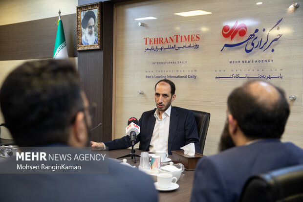 سیاست آموزش و پرورش برای حل معضل کمبود نیروی انسانی