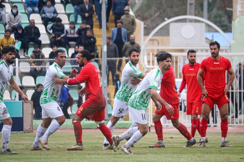 سه حکم کمیته تعیین وضعیت علیه باشگاه خیبر خرم آباد