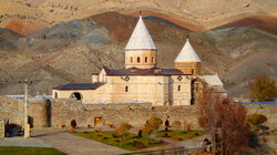 Batı Azerbaycan eyaletindeki Kara Kilise'den fotoğraflar