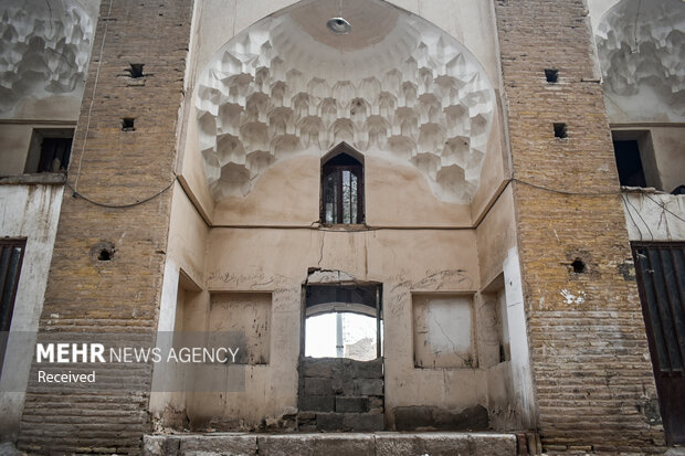 Historical Moshtaghie mansion in Kerman