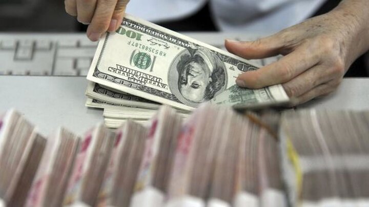 فروش ارز در صرافی ملی ایران / دلار ۴۶۶۲۹ تومان