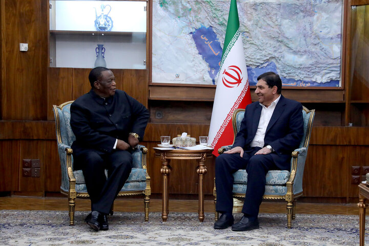 لازمه گسترش مناسبات اقتصادی فعال شدن بخش خصوصی ایران وزیمباوه است لازمه گسترش مناسبات اقتصادی فعال شدن بخش خصوصی ایران وزیمباوه است