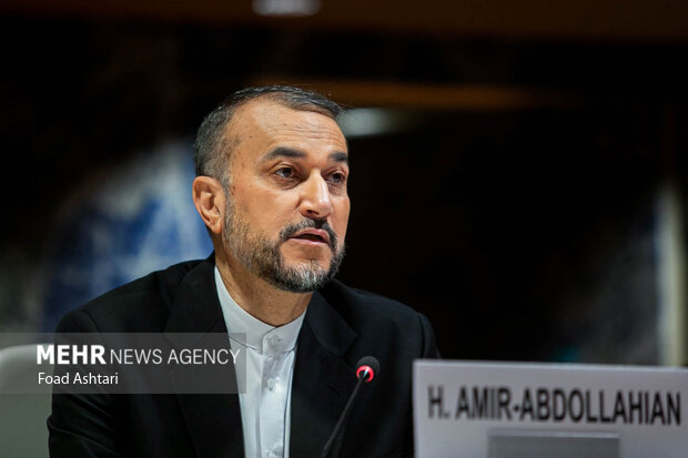 حسین امیرعبداللهیان وزیر امورخارجه ایران در حال سخنرانی در کنفرانس خلع سلاح سازمان ملل است