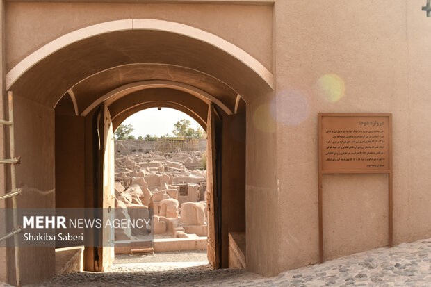 بازدید ۳۳۰ هزار نفر از جاذبه های تاریخی و گردشگری بم