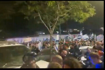 سلب امنیت از نزدیکان نتانیاهو/ «ساره» در حلقه محاصره معترضان