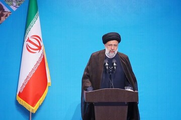 دشمن اپنی تمام تر چالوں اور ہتھکنڈوں کے باوجود ناکام رہا، ایران کی ترقی کو روکنا چاہتا ہے، صدر رئیسی
