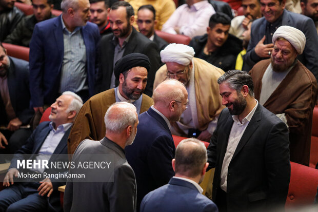 تہران میں شہید حمید اور مہدی باکری کی یاد میں تقریب منعقد
