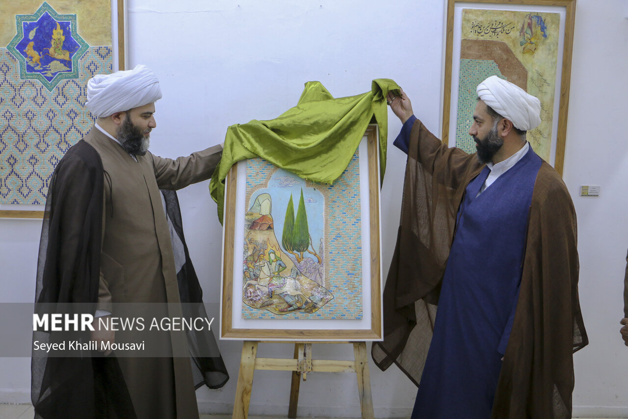 تابلوی «حجاب میراث حضرت فاطمه» در اهواز رونمایی شد