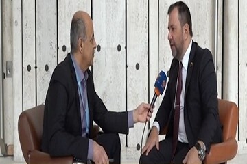 وزير خارجية فنزويلا: إيران دولة حليفة منذ زمن طويل