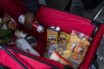 U.S. cuts food aid amid sky high inflation