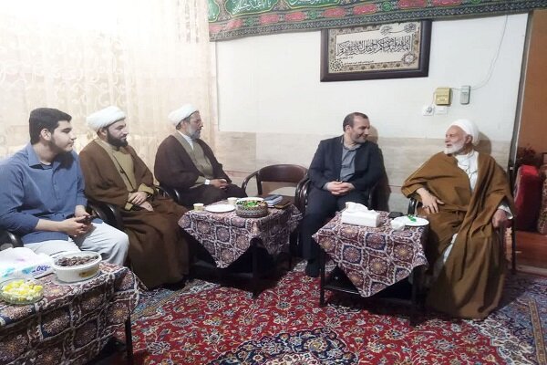 استاندار کرمانشاه با علمای برجسته کرمانشاهی دیدار و گفتگو کرد