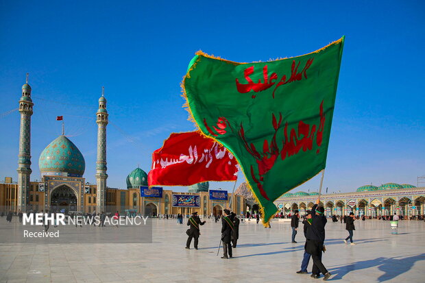 Ritual of sweeping  Holy Mosque of Jamkaran 