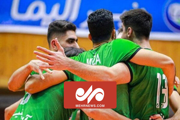 کتک کاری شدید ملی پوش والیبال با تماشاگران کتک کاری شدید ملی پوش والیبال با تماشاگران