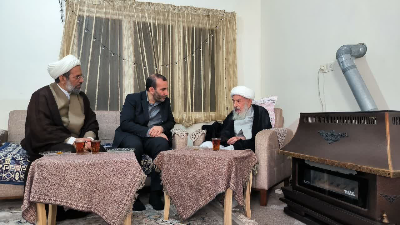استاندار کرمانشاه با علمای برجسته کرمانشاهی دیدار و گفتگو کرد