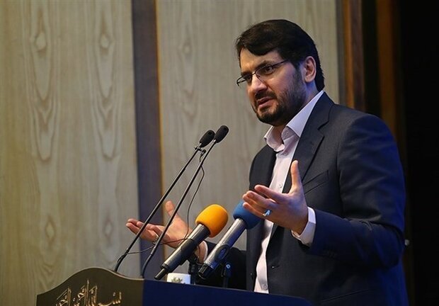 وزير الطرق الايراني: سنعزز العلاقات البحرية بين ميناء بوشهر وقطر