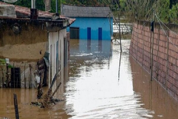مالیزيا... مصرع 4 أشخاص وفرار 40 ألفاً نتيجة الفيضانات 