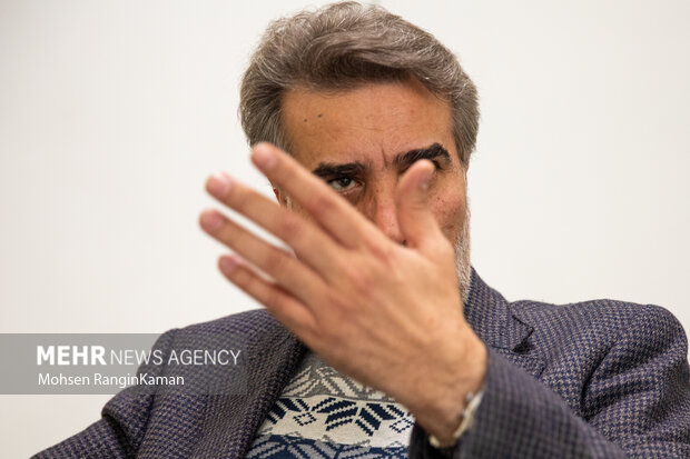 برخی در هر شرایط میخواهند «منتقد» باشند/این نامهها «درد» دارند!