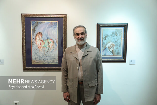 پنج چهره خبرساز «تجسمی ۱۴۰۱»/ هنرمندی که نقش نور و آتش میزند