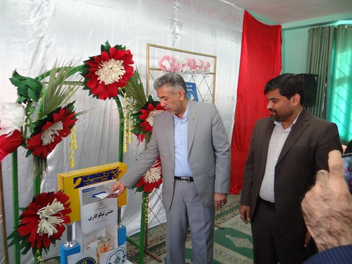 ۱۱۵ پایگاه جمع آوری کمکهای مردمی در دشتی برپا شد