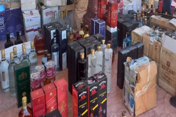 کشف ۶ هزار لیتر مشروبات الکلی دست ساز خطرناک در شهرستان چهارباغ