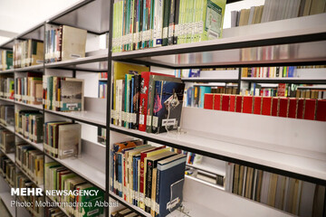 افتتاح کتابخانه«ارشام سرایداران» در شهرستان شیراز