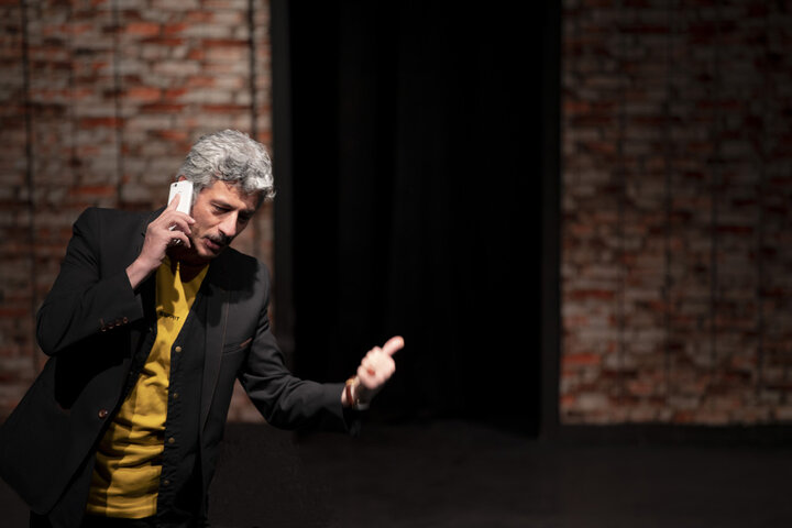 راننده کامیونی که رابین هود شد/ در تئاتر هم حرف مردم را میزنم