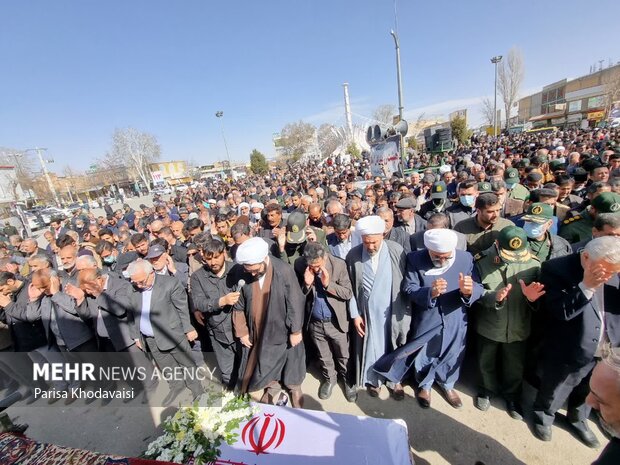 مراسم تشییع پیکر فرمانده سپاه پاسداران انقلاب اسلامی قروه