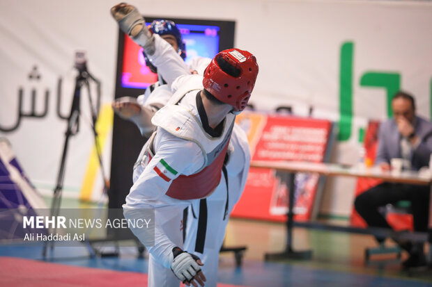 چشم انداز روشن تکواندوی گلستان/ قهرمان پروری را دنبال می کنیم