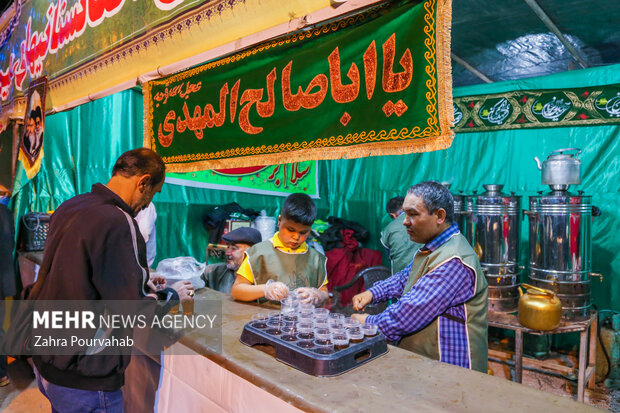 حال و هوای موکب‌های منتهی به جمکران در ایام نیمه شعبان