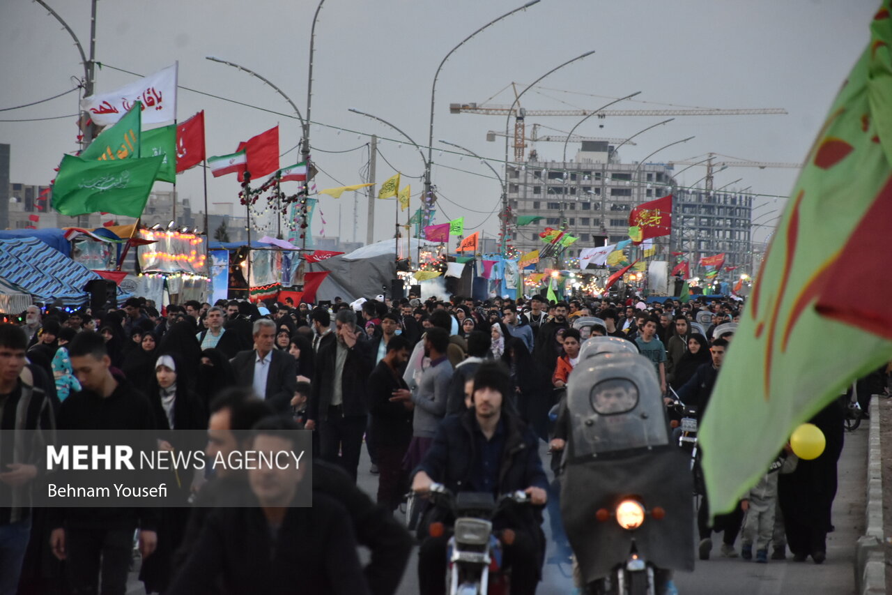 قم میعادگاه عاشقان/ حضور منتظران ظهور در طریق المهدی