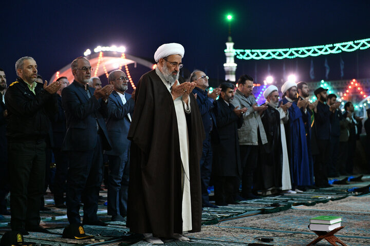 قم میعادگاه عاشقان/ حضور منتظران ظهور در طریق المهدی