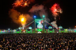 VIDEO: Fireworks in Jamkaran Mosque on Mid-Sha'ban night