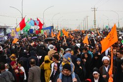 آبرسانی شبانه‌روزی به زائران جمکران در ایام نیمه شعبان/ توزیع ۶۲۰ هزارلیتر آب بین موکب‌ها