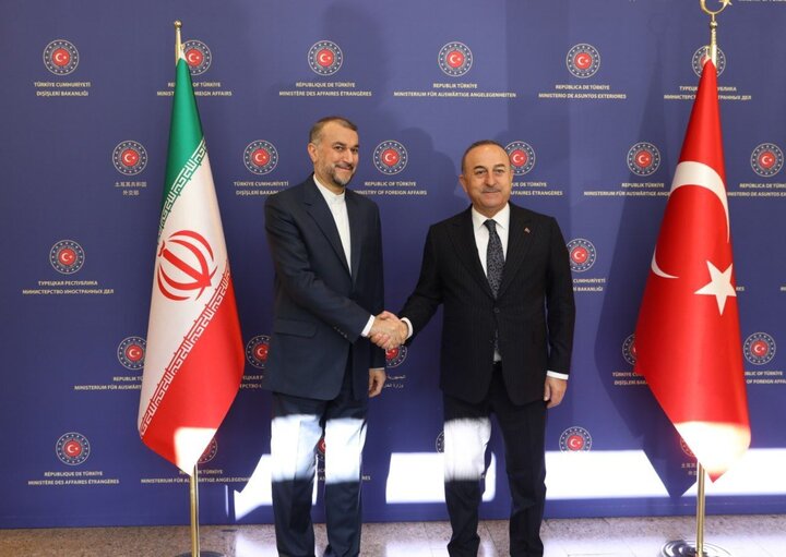 امیرعبداللهیان با وزیر امور خارجه ترکیه دیدار و گفتگو کرد امیرعبداللهیان با وزیر امور خارجه ترکیه دیدار و گفتگو کرد