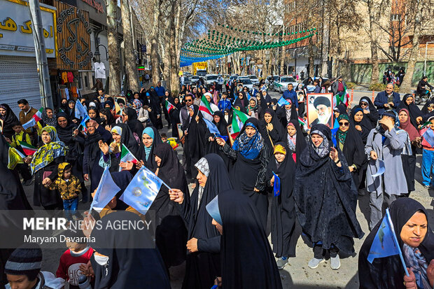 همایش پیاده‌روی نیمه شعبان در بجنورد