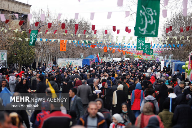 ہمدان میں امام زمانہ (عج) کے منتظرین کا اجتماع
