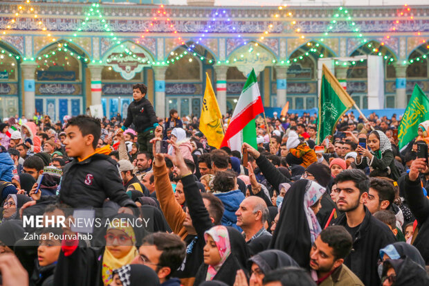 مراسم تجدید بیعت با امام عصر در نیمه شعبان